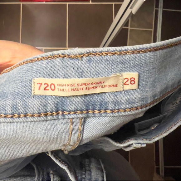Levi’s 720 high rise super skinny jeans - Picture 2 of 4